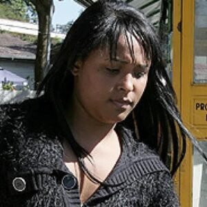 Ex-mulher do goleiro Bruno está intubada em estado grave
