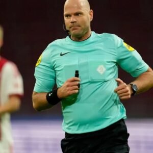 Arbitro holandês afastado da Copa por denúncia é achado morto