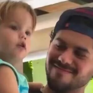 No colo de Zé Felipe, filho é incentivado a dizer “pau” e gera revolta
