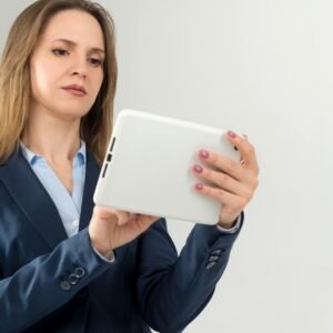 Propostas para nova reforma da Previdência incluem mudanças no MEI, na idade mínima e bônus para mulheres