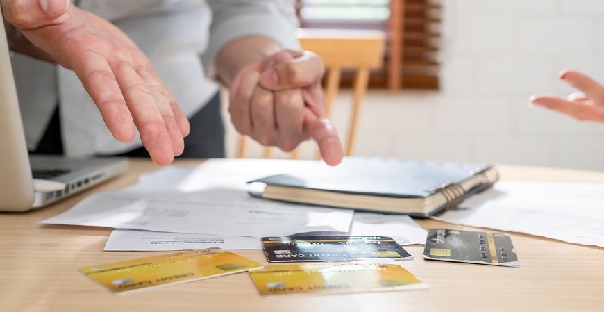 Dívida impagável? Especialistas explicam como renegociar e recuperar o controle financeiro