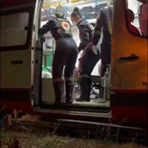 Acidente entre carro e caminhão deixa dois mortos e um ferido na BR-230, em Juazeirinho