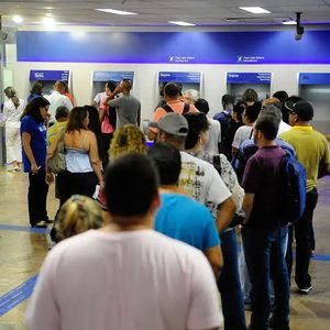 Bancários farão paralisação de 24 horas nesta quinta-feira