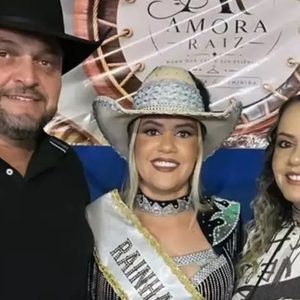 Rainha de rodeio revela que ela e a irmã gêmea são casadas com o mesmo homem
