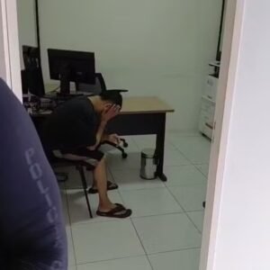 Suspeito de chefiar facção criminosa é preso durante operação policial, na Grande João Pessoa