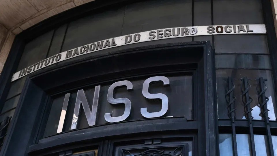 Justiça libera R$ 2,7 bi para pagar atrasados do INSS