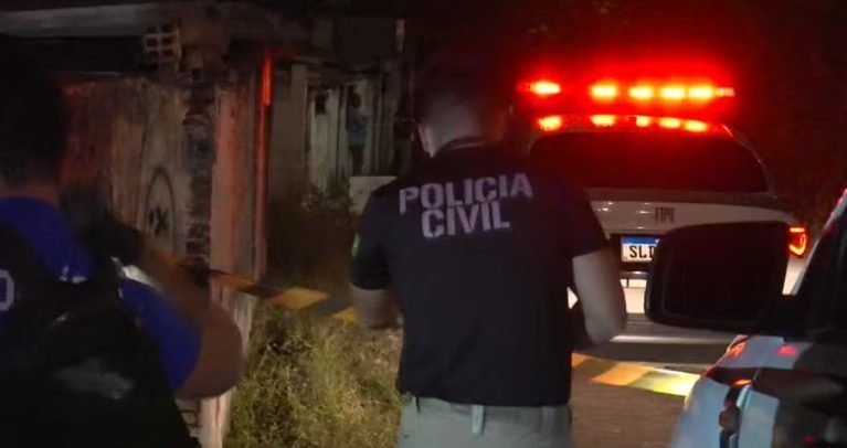 Polícia