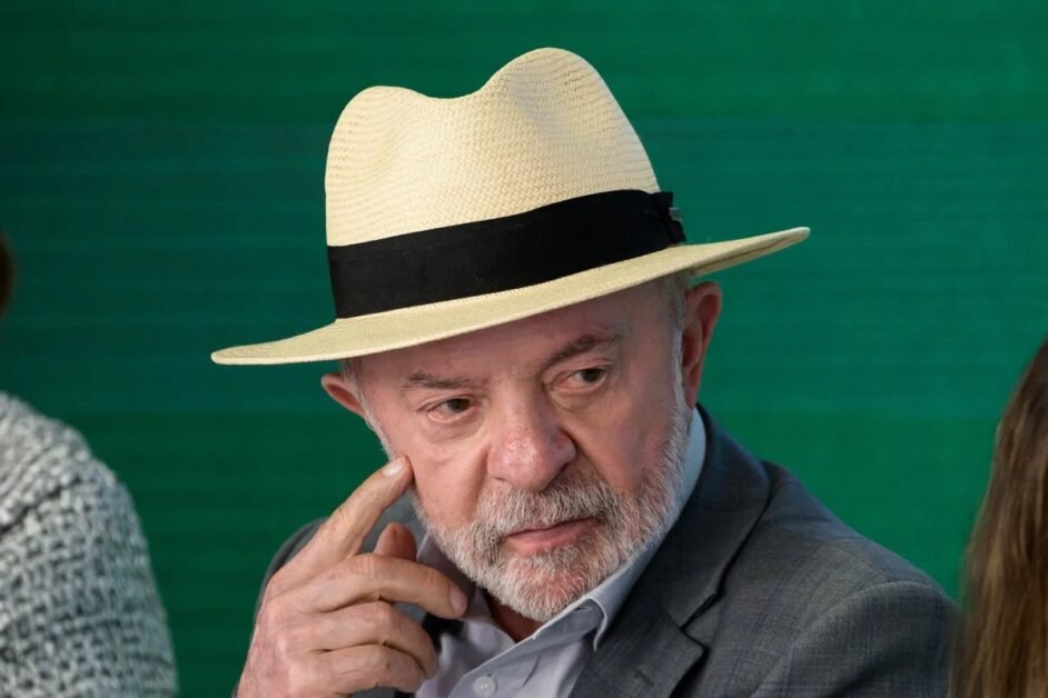Lula atinge menor intenção de voto no Bolsa Família e deixa vácuo