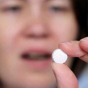 Anvisa aprova novo medicamento oral para câncer de mama avançado