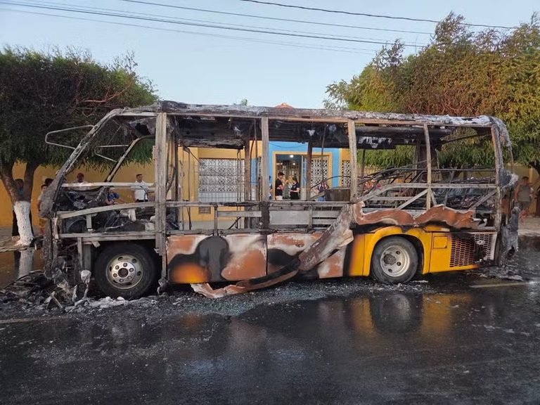 Ônibus