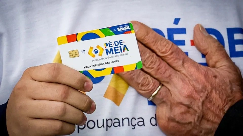 Pé-de-Meia começa a pagar sexta parcela a estudantes