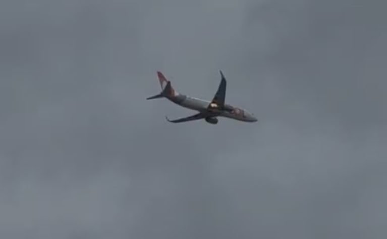 Avião