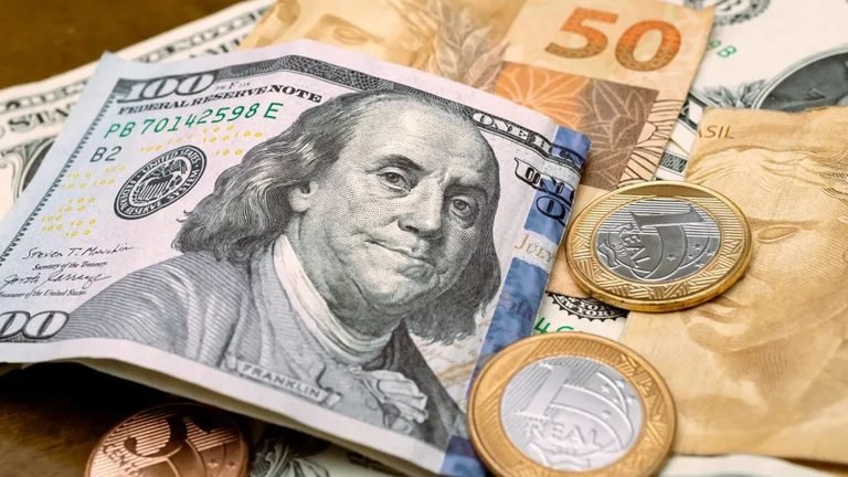Dólar dispara e Bolsa cai com empate técnico entre Flávio e Lula e avanço do fim da escala 6×1